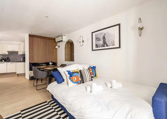 Le Contemporain Adorable Avec Petite Terrasse, Emplacement Idéal Dans Le Centre Apartamento *