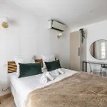 Le Contemporain Adorable Avec Petite Terrasse, Emplacement Ideal Dans Le Centre 公寓